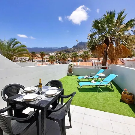 Lovely & Big Terrace Tatil Evi