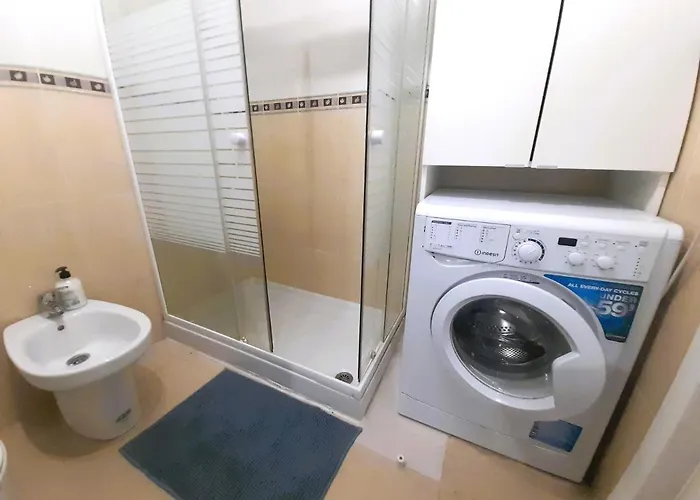 Lovely & Big Terrace Holiday home *